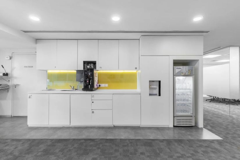 Regus Caddie Commercial Tower